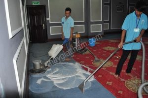 Ứng dụng của máy giặt thảm phun hút trong cuộc sống rất rộng rãi