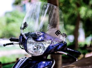 Kính chắn gió, bụi