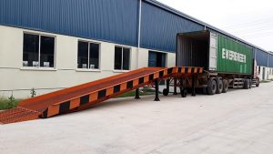 Cầu nâng Container là gì?