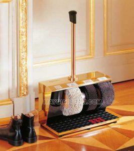 Sử dụng máy đánh giày tay vịn như thế nào?