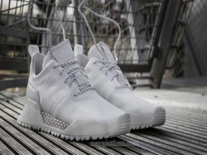 Cách vệ sinh giày thể thao trắng