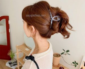 Cách quấn tóc bằng kẹp càng cua kiểu Hàn Quốc xinh xắn