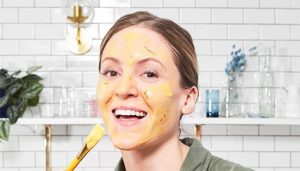 Mặt nạ saffron với bột cám gạo giúp giảm mụn hiệu quả cho da