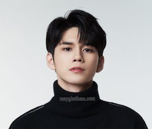 Kiểu tóc ngôi 7/3 được nhiều idol lựa chọn