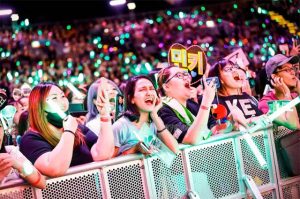 Lưu ý khi đu idol nhé