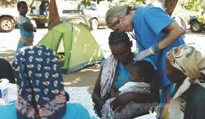 Mỗi người cần có trách nhiệm với xã hội